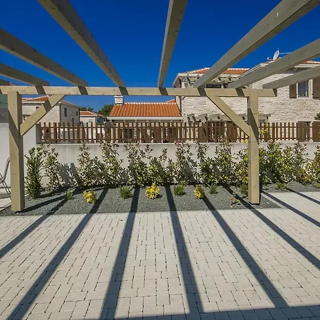 Vila Zorritta Μεντουλίν