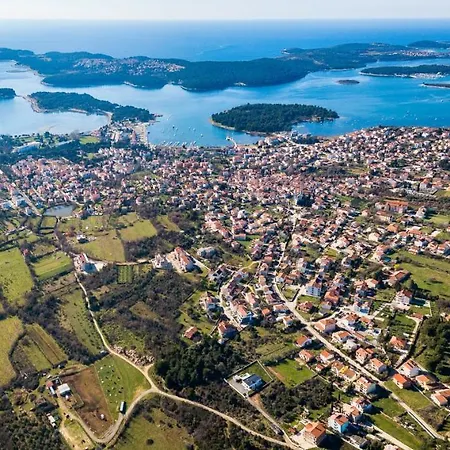 Vila Zorritta * Μεντουλίν